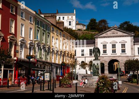 Case vittoriane a Cobh, Irlanda. Foto Stock