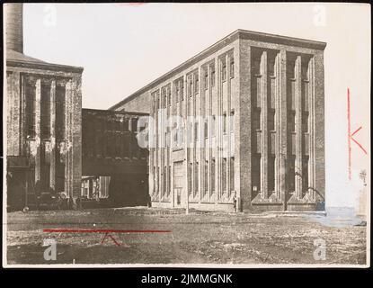 Poelzig Hans (1869-1936), Annagrube. Casa trasformatrice (ca 1914): Vista (dal N. fatt 2713). Matita da colorare su carta fotografica, 13,1 x 18,1 cm (inclusi i bordi di scansione) Foto Stock