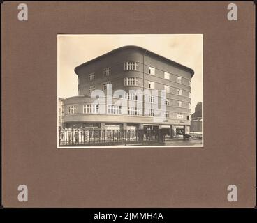 Poelzig Hans (1869-1936), riprogettazione della zona intorno a Bülowplatz (Scheunenviertel) a Berlino (1928): Vista Baublock. Foto su carta, su cartone, 31,2 x 38,3 cm (inclusi i bordi di scansione) Foto Stock