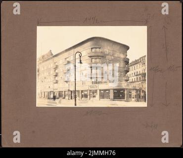 Poelzig Hans (1869-1936), riprogettazione della zona intorno a Bülowplatz (Scheunenviertel) a Berlino (1928): Vista Baublock. Foto su carta, su cartone, 31,1 x 38,4 cm (inclusi i bordi di scansione) Foto Stock