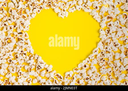 Vista dall'alto a forma di cuore di popcorn Foto Stock