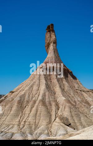 La Castildeterra si trova in una regione naturale semi-desertica o in terre che compongono argilla, gesso e arenaria, Bardenas Reales, Navarra Spagna Foto Stock