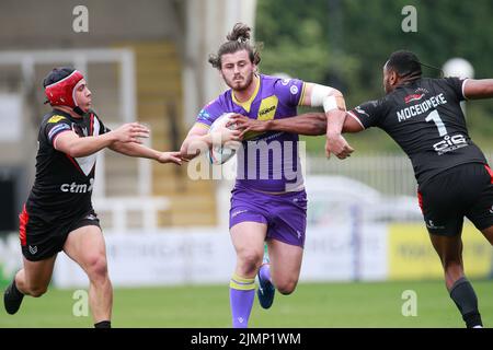 Craig Mullen di Newcastle Thunder in azione durante la partita TRA Newcastle Thunder e London Broncos a Kingston Park, Newcastle domenica 7th agosto 2022. (Credit: Chris Lishman | MI News) Foto Stock