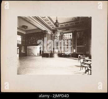 Seeling Heinrich (1852-1932), teatro cittadino di Aachen. Conversione (1900-1900): Vista Vestibül. Foto su carta, su cartone, 36,5 x 42,3 cm (compresi i bordi di scansione) Seeling Heinrich (1852-1932): Stadttheater, Aquisgrana. Umbau Foto Stock
