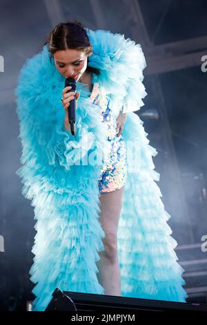 Brighton, Regno Unito . 07th ago 2022. Città di Brighton e Hove, Sophie Ellis Bextor in esecuzione a Brighton Pride 2022, We are Fabuloso. 7th agosto 2022 credito: David Smith/Alamy Live News Foto Stock