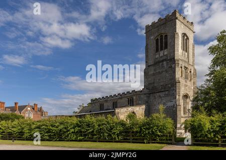 St Martin's Church, Burton Agnes, una storica chiesa del 13th° secolo situata nella zona orientale dello Yorkshire, Inghilterra, Regno Unito Foto Stock