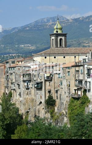 Vista panoramica di Sant'Agata de 'Goti, borgo medievale in provincia di Avellino in Campania. Foto Stock