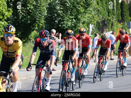 Cracovia, Polonia - 5 agosto 2022: Tour de Poulogne UCI – World Tour, tappa 7 Skawina - Cracovia. Il più grande evento ciclistico dell'Europa orientale. Foto Stock