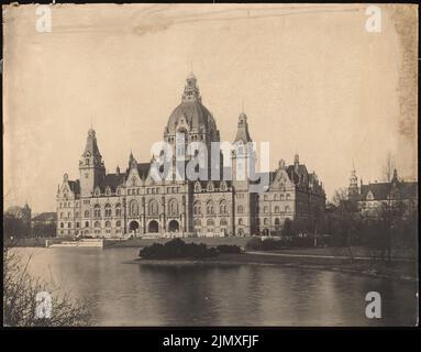 Eggert Hermann (1844-1920), municipio di Hannover (1913): Vista sul fronte sud. Foto su cartone, 64,9 x 82,9 cm (compresi i bordi di scansione) Eggert Hermann (1844-1920): Rathaus, Hannover Foto Stock