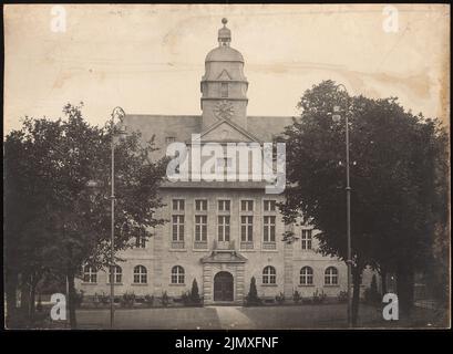 Messel Alfred (1853-1909), Rathaus Ballenstedt (1913): Vista sul nuovo municipio. Foto su cartone, 64,9 x 88,5 cm (compresi i bordi di scansione) Messel Alfred (1853-1909): Rathaus, Ballenstedt Foto Stock
