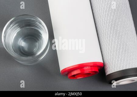 Filtri dell'acqua in vetro vista dall'alto Foto Stock