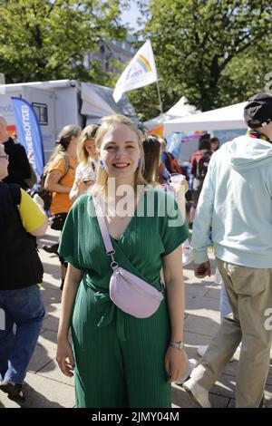 Ria Schröder (MDB) bei der Hamburger CSD-Demonstration und CSD Straßenfest. Amburgo, 06.08.2022 Foto Stock