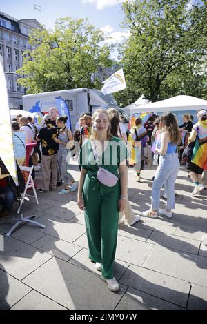 Ria Schröder (MDB) bei der Hamburger CSD-Demonstration und CSD Straßenfest. Amburgo, 06.08.2022 Foto Stock