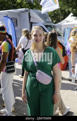 Ria Schröder (MDB) bei der Hamburger CSD-Demonstration und CSD Straßenfest. Amburgo, 06.08.2022 Foto Stock