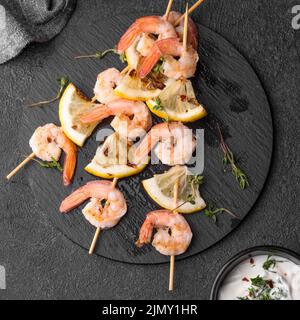 Spiedini di gamberi di pesce Foto Stock