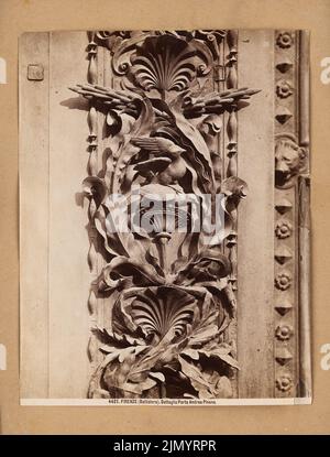 Pisano Andrea, Battistero, Firenze. Portale sud (senza data): Ornamento dettagliato fregio vegetale del telaio esterno della porta (porta in bronzo con presentazione in rilievo). Foto, 29,1 x 22,1 cm (inclusi i bordi di scansione) Foto Stock