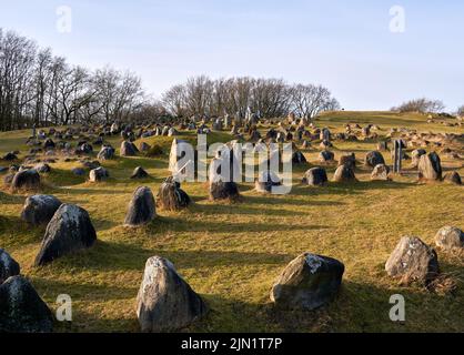 Antico cimitero vichingo di Lindholm Hoje Foto Stock