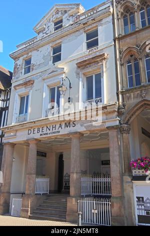 Debenhams, ex-Browns of Chester Building, Crypt Chambers, 34-40 Eastgate Street, Chester, Cheshire, INGHILTERRA, REGNO UNITO, CH1 1LF Foto Stock