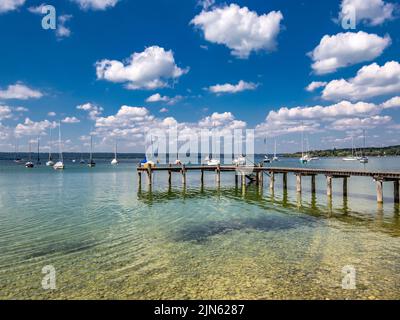 BAVARIA : molo in legno - Herrsching am Ammersee Foto Stock