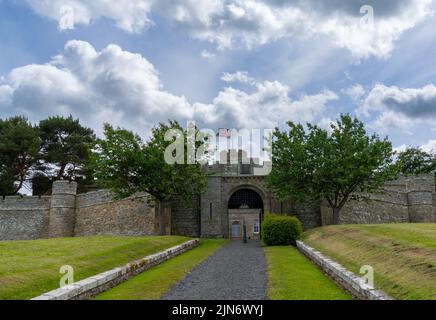 Jedburgh, Regno Unito - 18 Giugno, 2022: Vista del castello storico e della prigione di Jedburgh Foto Stock