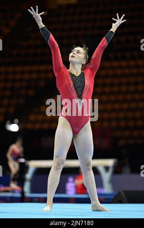 Monaco di Baviera, Germania. 09th ago 2022. La ginnastica belga Maellyse Brassart è raffigurata durante una sessione di allenamento in vista dei Campionati europei di ginnastica a Monaco di Baviera, Germania, martedì 09 agosto 2022. La CE ha luogo dal 11 al 21 agosto. FOTO DI BELGA ERIC LALMAND Credit: Belga News Agency/Alamy Live News Foto Stock