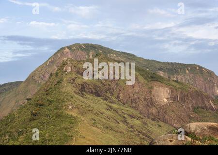 Del sentiero di pietra tartaruga a Teresópolis Foto Stock