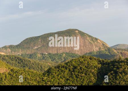 Del sentiero di pietra tartaruga a Teresópolis Foto Stock