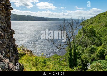 Loch Ness dal Castello di Urquhart, Drumnadrochit, Highland, Scozia Foto Stock