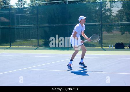 Jannik Sinner, giocatore italiano di tennis pratica il 6 agosto 2022 al National Bank Open di Montreal, QC, Canada. Foto Stock