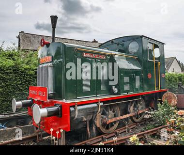 Il Lord St Levan, Hunslet, Stock ferroviario d'epoca alla stazione ferroviaria di Bere Ferrers a Devon. La collezione Tamar Belle Heritage Group su una dimostrazione Foto Stock