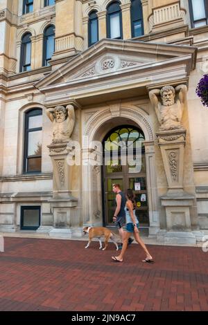 Wayne County Courthouse nel centro di Wooster, Ohio Foto Stock