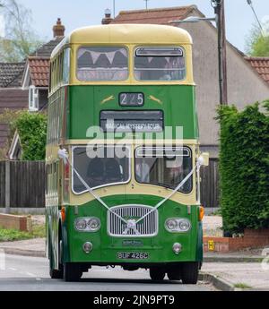 Bellissimo autobus vintage a due piani Foto Stock