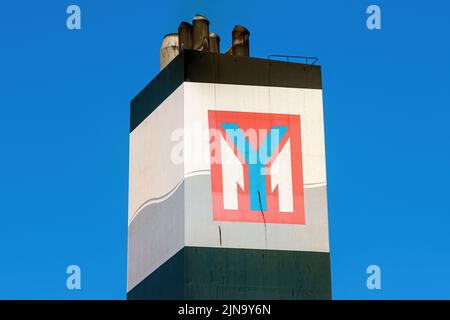 Il logo Yang Ming sull'imbuto del portacontainer YM Wellness- Luglio 2020. Foto Stock