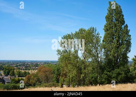 Vista sulla campagna del Buckinghamshire in estate da Harrow-on-the-Hill, Greater London UK Foto Stock