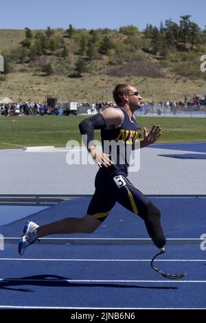 Team Navy-Coast Guard compete a 2012 Warrior Games 120504 Foto Stock