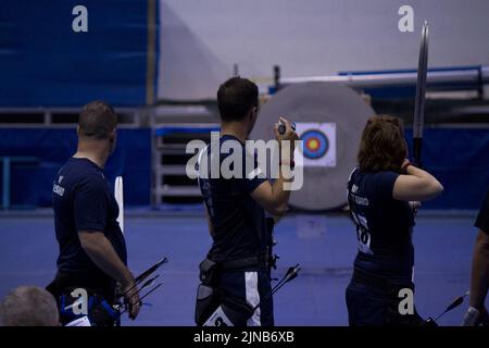 Team Navy-Coast Guard prende il bronzo nel tiro con l'arco a 2012 Warrior Games 120502 Foto Stock