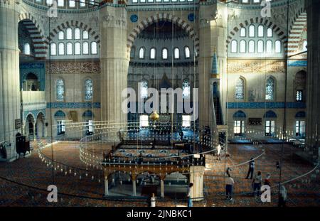 Edirne Turchia Selimiye Moschea interno Foto Stock