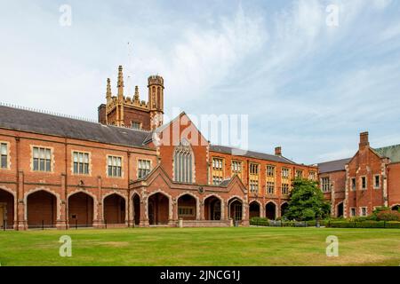 Quadrangle, Queen's University, Belfast, Irlanda del Nord Foto Stock