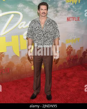 Los Angeles, Stati Uniti. 10th ago, 2022. Steve Howey arriva al DAY SHIFT World Premiere di Netflix che si tiene al Regal LA Live di Los Angeles, CA, mercoledì 10 agosto 2022. (Foto di Sthanlee B. Mirador/Sipa USA) Credit: Sipa USA/Alamy Live News Foto Stock