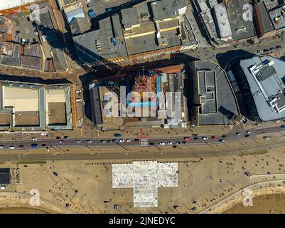 Blackppol Tower, Observation Deck , Top Down, drone aereo , visto dall'aria, Birds Eye View Foto Stock