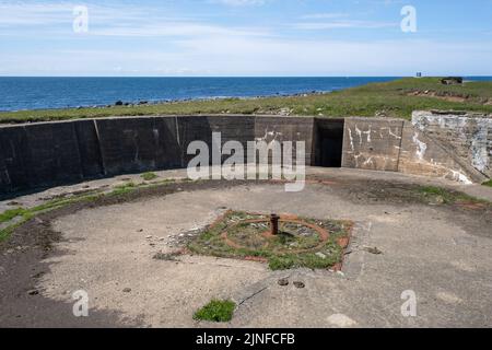 Nesheim, Norvegia - 30 maggio 2022: Campo di tiro e allenamento Marka. Stazione aerea Lista. Era una batteria costiera dell'esercito con la più grande potenza di fuoco dell'area Foto Stock