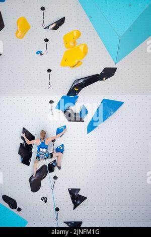 Monaco, Germania. 11th ago, 2022. Monaco di Baviera, 11th 2022 agosto: Lynn Van Der Meer (NED) in azione durante lo Sport Climbing Lead Women's Qualifications a Koenigsplatz ai Campionati europei di Monaco 2022 a Monaco di Baviera (Liam Asman/SPP) Credit: SPP Sport Press Photo. /Alamy Live News Foto Stock