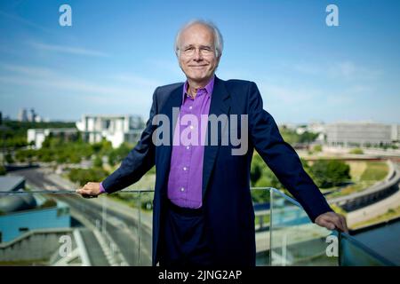 Berlino, Germania. 09th giugno, 2021. Harald Schmidt, artista di cabaret, attore, presentatore, intrattenitore, Posa per una foto a Berlino, 9 giugno 2021. Copyright: Janine Schwitz/ photothek.de accreditamento: dpa/Alamy Live News Foto Stock