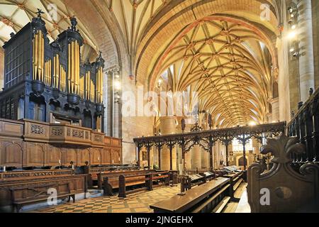 L'organo all'Abbazia di Tewkesbury Foto Stock