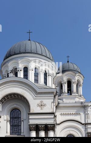 Lituania - Chiesa di San Michele Arcangelo, Kaunas Lituania - primo piano di cupole, risalente al 19th ° secolo. Ora una chiesa cattolica romana Foto Stock