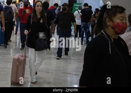 Città del Messico, Città del Messico, Messico. 11th ago, 2022. Agosto 11, 2022. Città del Messico, Messico. Il presidente Andrés Manuel LÃ³pez Obrador ha annunciato che il numero di voli all'aeroporto internazionale Benito JuÃ¡rez di Città del Messico (AICM) sarà ridotto per promuovere l'utilizzo del nuovo aeroporto internazionale Felipe Ãngeles (AIFA). Il 11 agosto 2022 a Città del Messico, Messico. (Credit Image: © Alex Dalton/eyepix via ZUMA Press Wire) Foto Stock