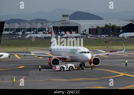 Città del Messico, Città del Messico, Messico. 11th ago, 2022. Agosto 11, 2022. Città del Messico, Messico. Il presidente Andrés Manuel LÃ³pez Obrador ha annunciato che il numero di voli all'aeroporto internazionale Benito JuÃ¡rez di Città del Messico (AICM) sarà ridotto per promuovere l'utilizzo del nuovo aeroporto internazionale Felipe Ãngeles (AIFA). Il 11 agosto 2022 a Città del Messico, Messico. (Credit Image: © Alex Dalton/eyepix via ZUMA Press Wire) Foto Stock