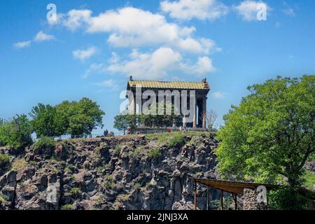 Tempio di Garni nella regione di Kotayk, vicino al villaggio di Garni, Armenia Foto Stock