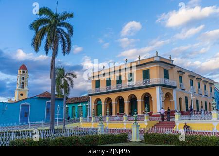 TRINIDAD, CUBA - 7 GENNAIO 2021: La piazza principale di Trinidad, Cuba Foto Stock