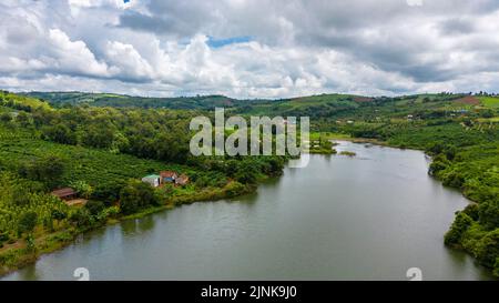 29 luglio 2022: Scena centrale del distretto di Dak MIL, provincia di Dak Nong, Vietnam Foto Stock